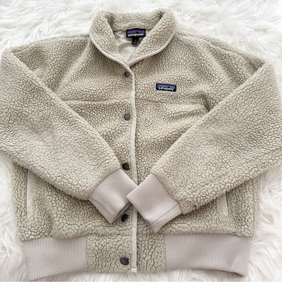 Patagonia Jackets & Blazers - Patagonia Women's Cream Fleece Jacket